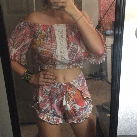 two piece tropical set - Picture 7 of 8